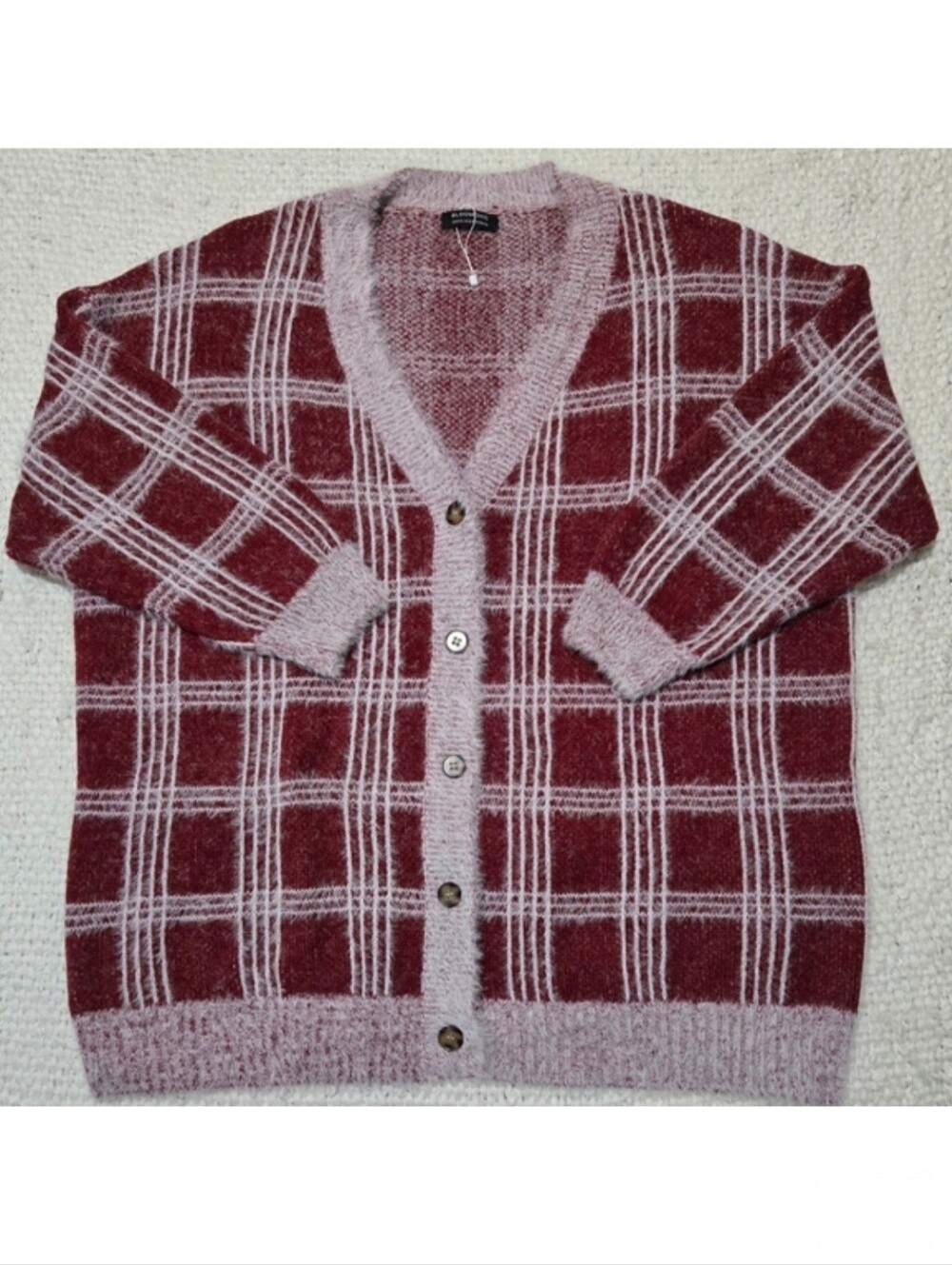 BLOOMCHIC Red White Plaid Cardigan Sweater Buttoned Fuzzy Knit Size 22 / 24 - Picture 9 of 15